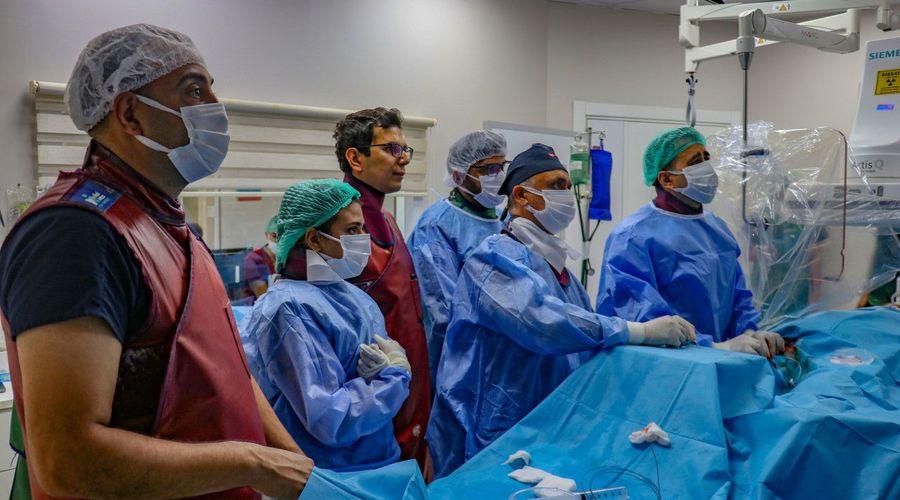 Londra'da yaşayan kalp hastası kadın, Van'da yapılan ameliyatla iyileşti