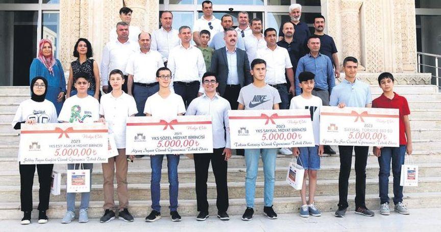 Midyat’ta 116 öğrenci ‘tıp’a yetecek puan aldı