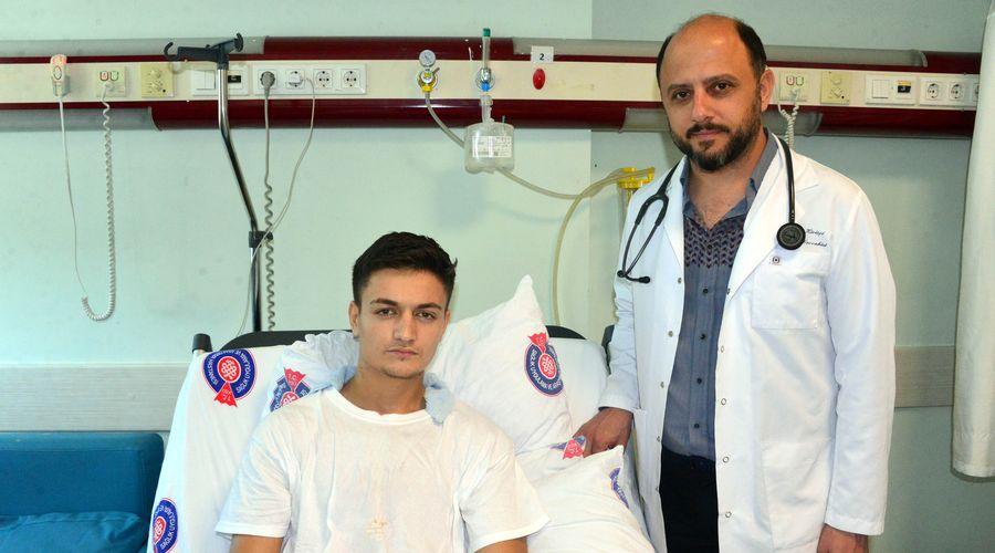 Milyonda bir görülen hastalığından, kalp zarından yapılan tünelle kurtuldu
