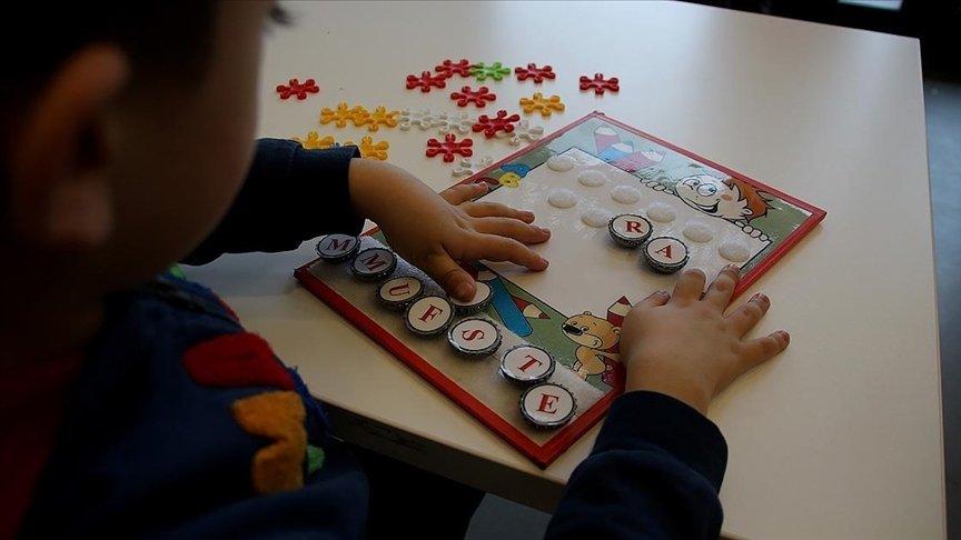 Yapay zeka 'otizm' tanısına başladı