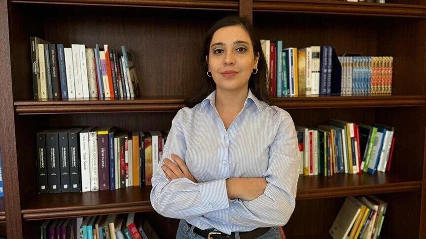 Azerbaycanlı doktorun ilk kitabı 'Yeniden Doğuş' okurlarla buluştu