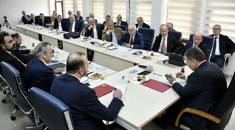 Sağlık Bakanı ilaç sektörü temsilcileriyle buluştu