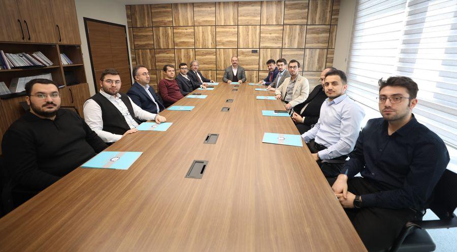 Sağlık-Sen: Kamuda çalışan hekimlerin tabip odalarına üye olmaları teşvik edilmeli
