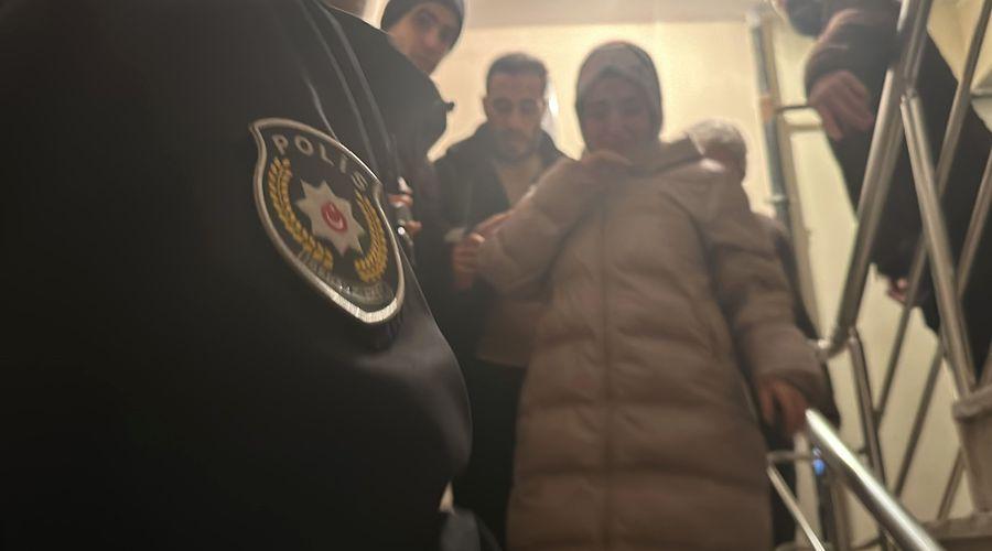 Sağlık çalışanlarını rehin alan şizofreni hastası, intihara teşebbüs etti