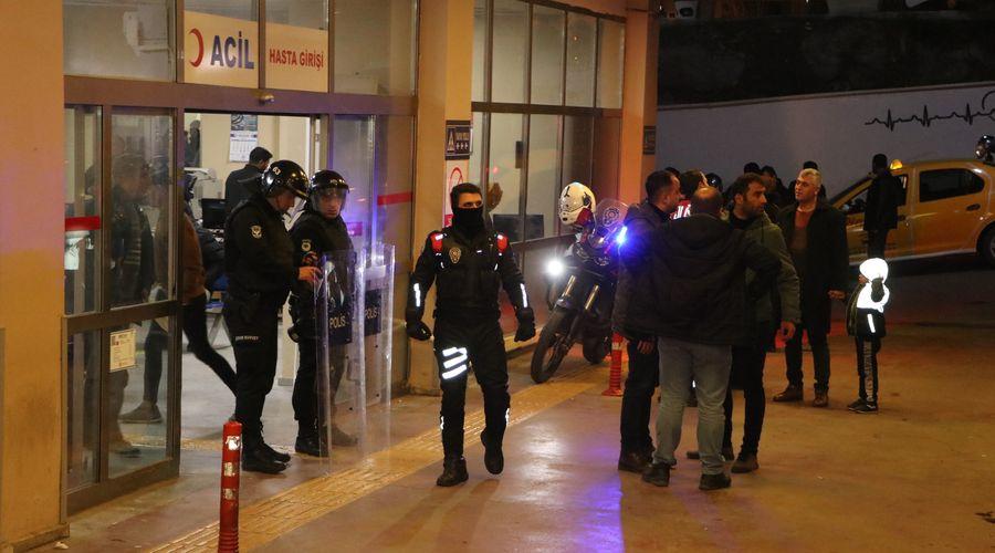 Şanlıurfa’da hastane bahçesinde silahlı kavga: 4 yaralı, 15 gözaltı