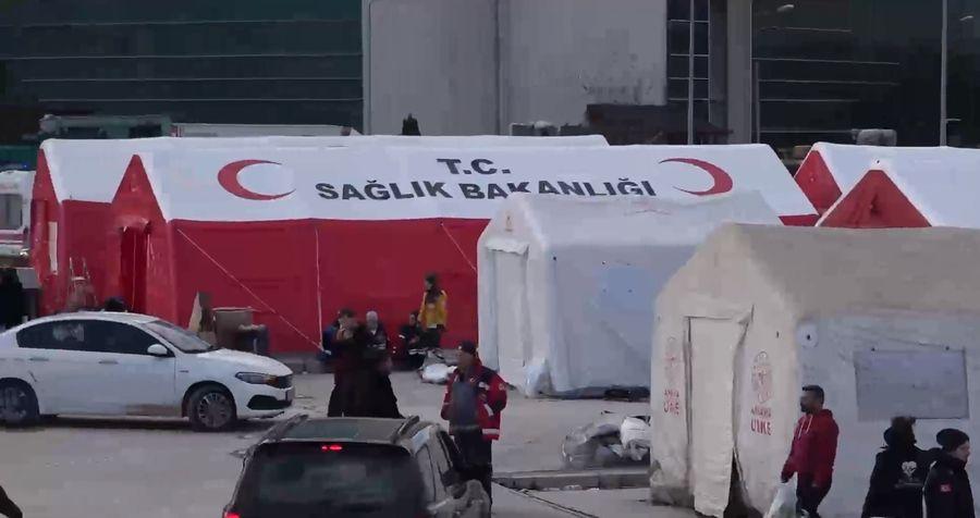Sağlık Bakanı: 10 ilimizde 77 sahra hastanesi kurduk