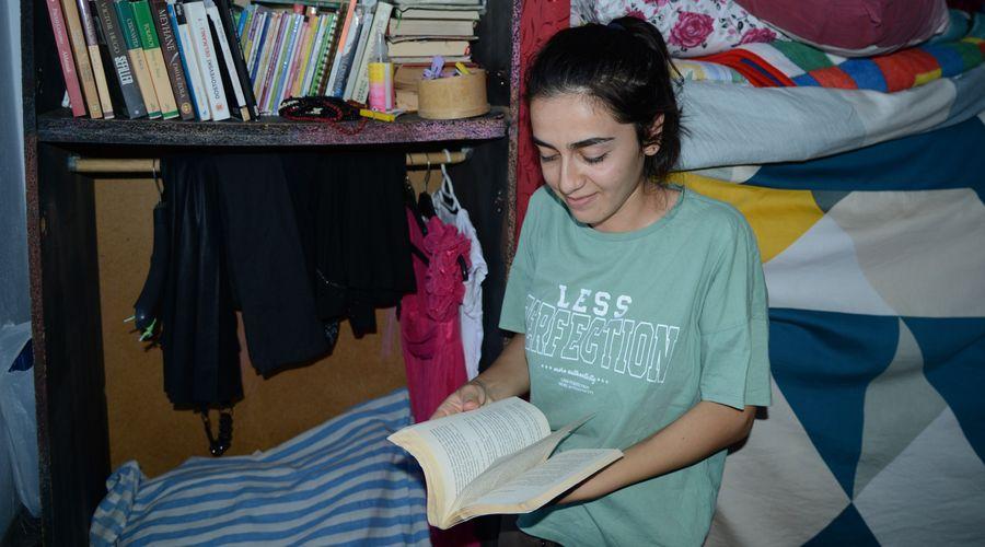 Sınava belediyenin yurdunda hazırlanan Semanur, tıp fakültesine yerleşti
