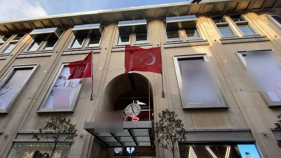 Şişli'de acı olay! Alışveriş merkezinin balkonundan düşen tıp öğrencisi hayatını kaybetti