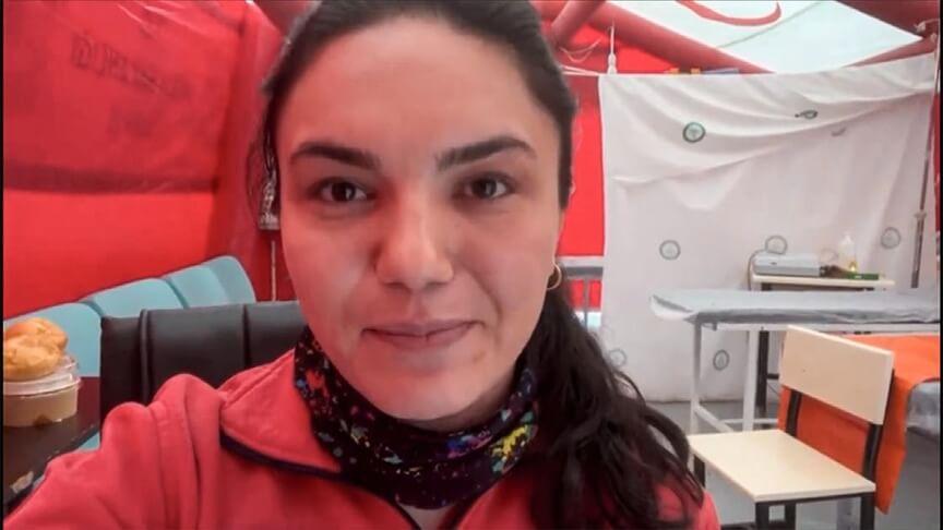 Enkazdan 132 saat sonra çıkarılan Şengül'ü muayene eden doktor Tutku Tanrıkulu Tek yaşadıklarını anlattı