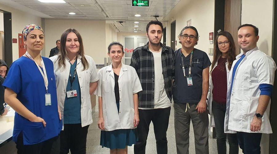 Tıp literatürüne girecek ameliyatla hayata tutundu