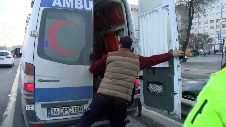 İstanbul'da usulsüz siren ve emniyet şeridi kullanan hasta nakil ambulansına ceza