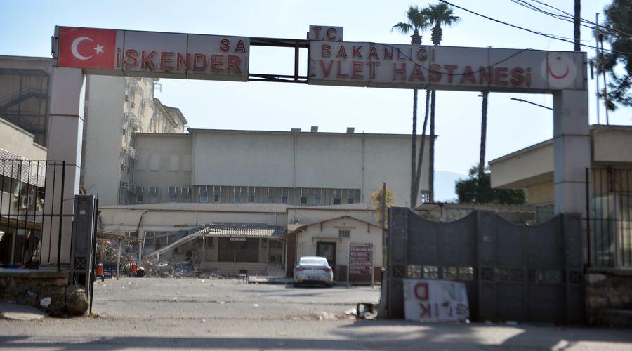 Hatay'da yıkılan hastanenin 'deprem dayanıklılık testi olumsuz' geldiği ortaya çıktı