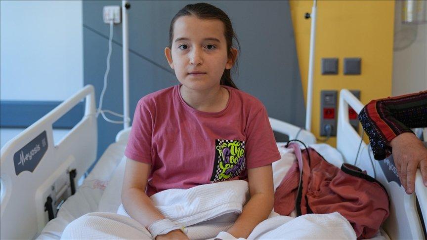 12 yaşındaki kızın kalbinden 10 santimlik kitle çıkarıldı