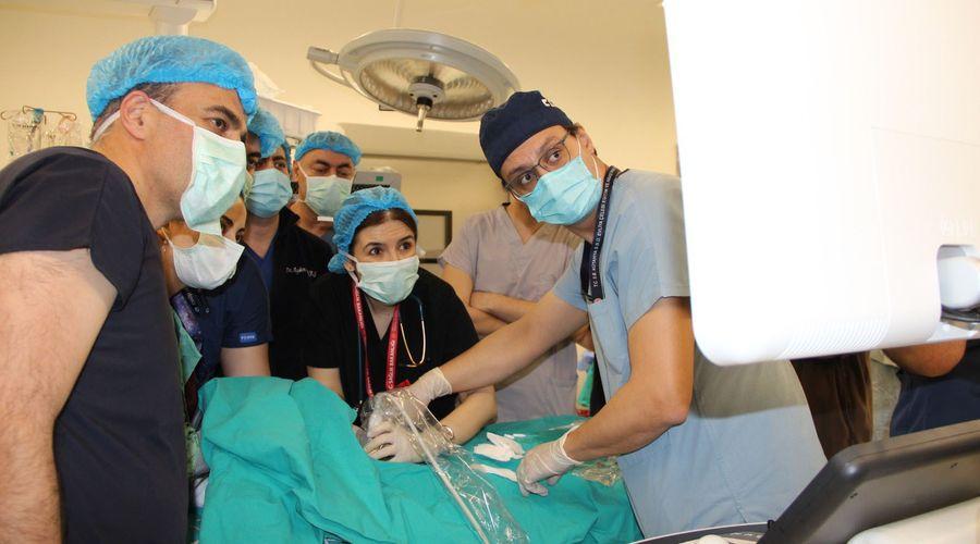 Dünyada yedinci vaka: 34 haftalık doğan Eymen bebeğin boynundan 445 gram tümör çıkarıldı