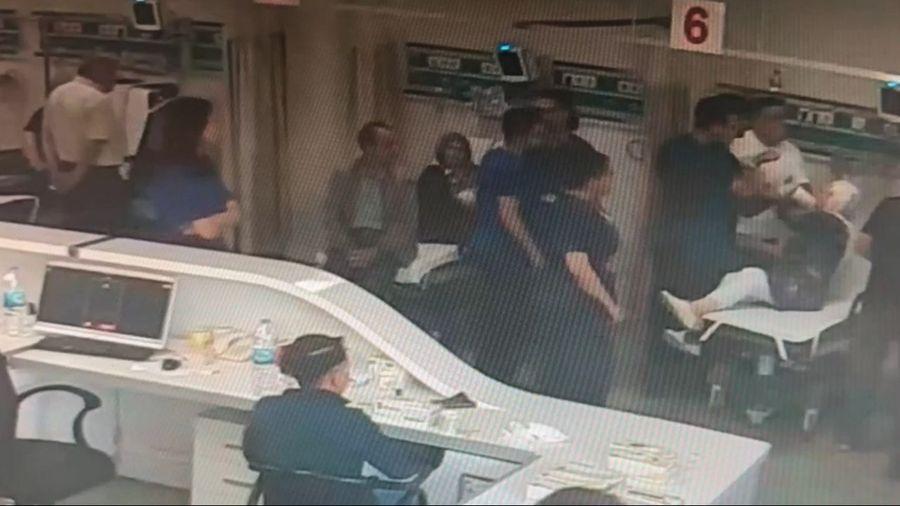 Erzurum'da intern doktora bıçaklı saldırı! Güvenlik görevlisi yaralandı