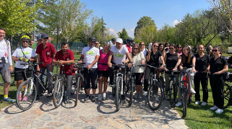 Ankara'da hekimler, lenfoma farkındalığı için pedal çevirdi