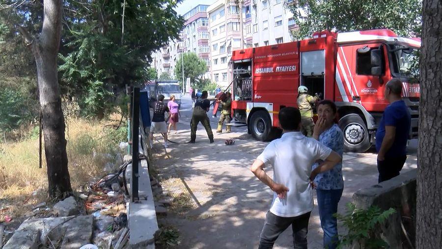 İstanbul'da hastane bahçesinde yangın