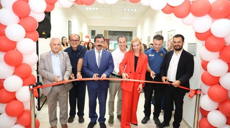 İzmir'in Balçova ilçesinde yeni aile sağlığı merkezi açıldı