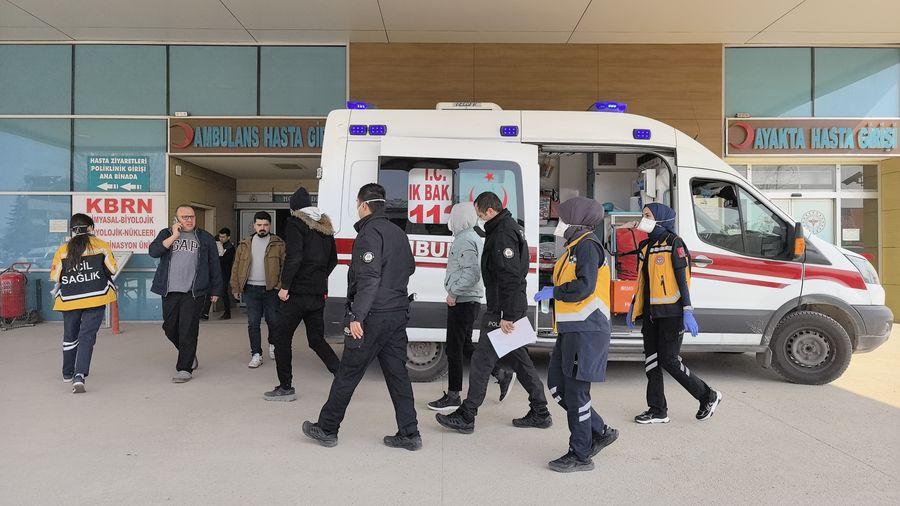 Başkasına ait kimlikle sağlık merkezinde yakalandılar: Bulaşıcı hastalıkları olduğu ortaya çıktı
