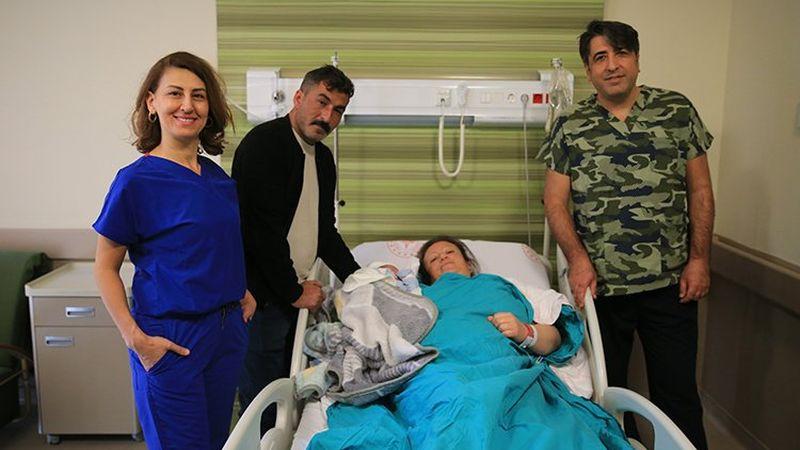 Tüp bebek tedavisiyle doğan bebeklerine doktorun adını verdiler