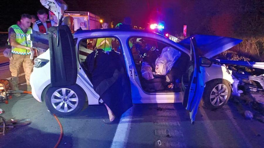 Bitlis'te trafik kazası: Hemşire ve uzman çavuş eşi hayatını kaybetti