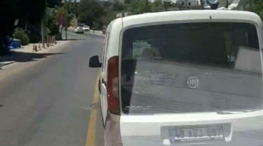 Muğla'da ambulansa yol vermeyen sürücüye 933 lira ceza