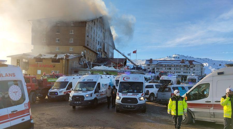 Bolu’da kayak merkezinde yangın! Yaralılar için sahra hastanesi kuruldu