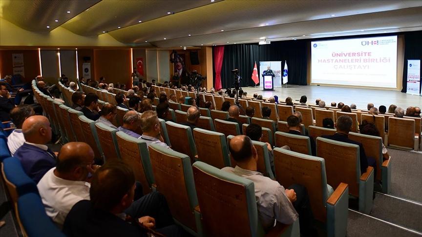Van'da 'Üniversite Hastaneler Birliği Çalıştayı' düzenlendi