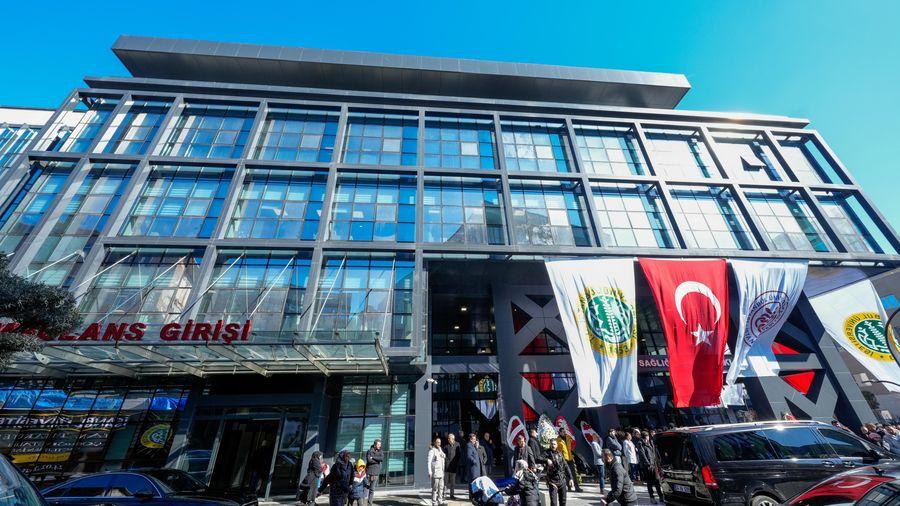 Yeniden inşa edilen İÜ İstanbul Tıp Fakültesi Çocuk Sağlığı Binası açıldı