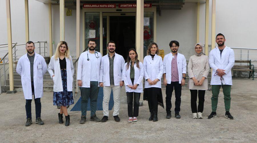 26 doktorun görev yaptığı Çukurca Devlet Hastanesi, Irak'tan da hasta kabul ediyor