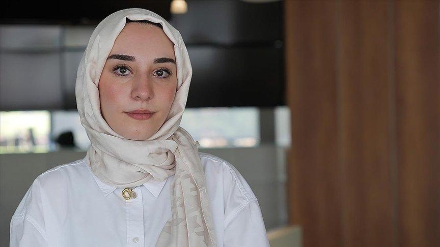 Başörtüsü nedeniyle kongrede görev alamayan diş hekimliği öğrencisi, hukuk mücadelesi başlattı