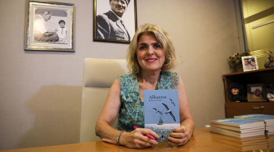 Depremde kaybettiği doktor arkadaşının adını kütüphanede yaşatacak