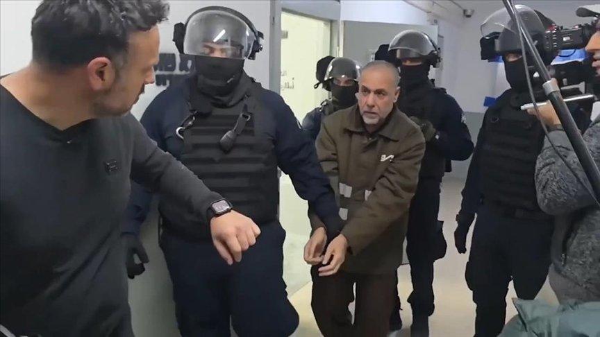 İsrail'in alıkoyduğu Doktor Ebu Safiyye, ilk kez görüntülendi