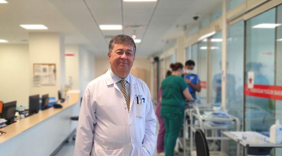 Minik bedenleri yaşatabilmek için kendi hayatlarını unutuyorlar