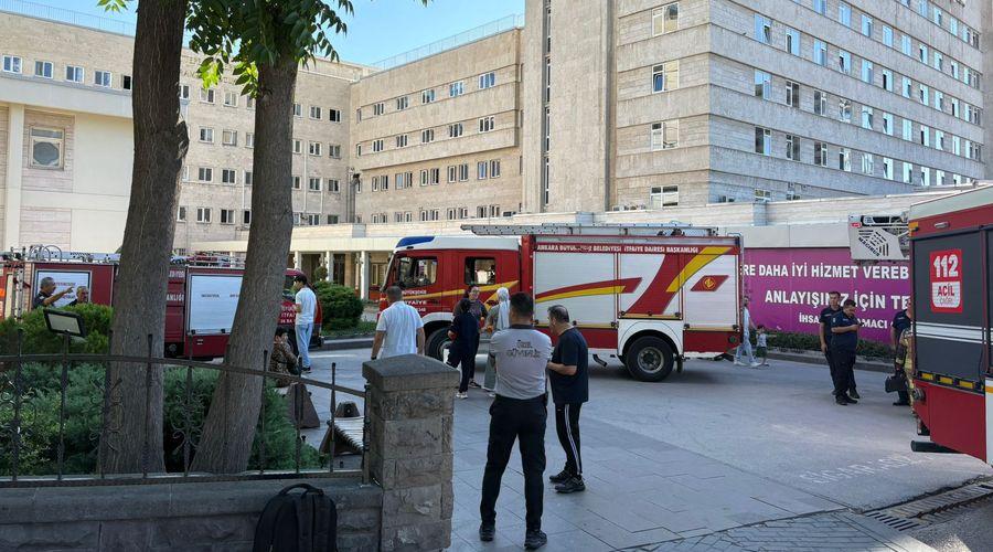 Hacettepe Üniversitesi Hastanesinin çocuk acil bölümünde yangın!