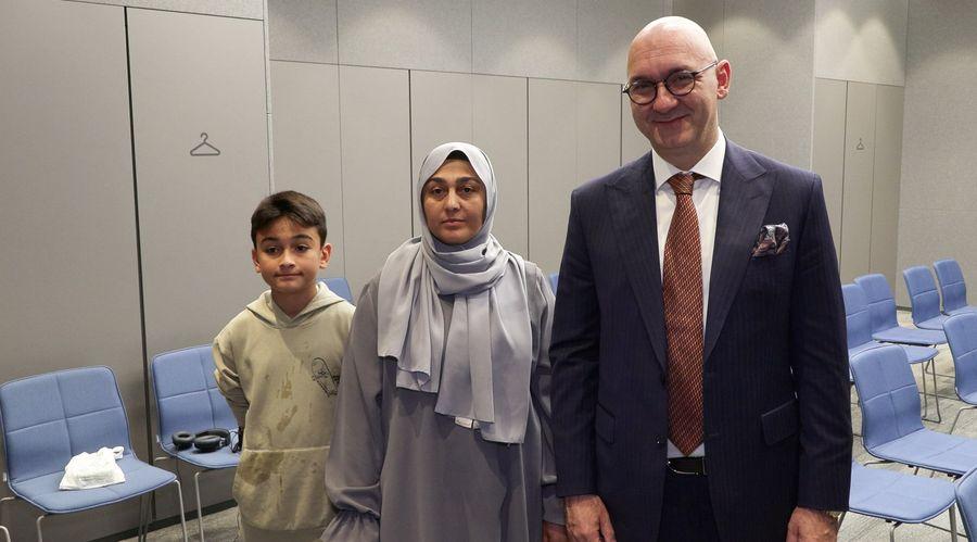 Hamileyken böbrek kanseri olduğunu öğrendi, oğluna doktorunun adını verdi