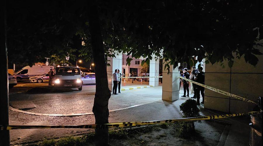 Hastane bahçesinde silahlı saldırıya uğrayan kişi hayatını kaybetti