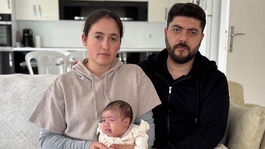 Hemşire çiftin SMA hastası bebekleri için ‘Hemşireler Günü’nde kampanya