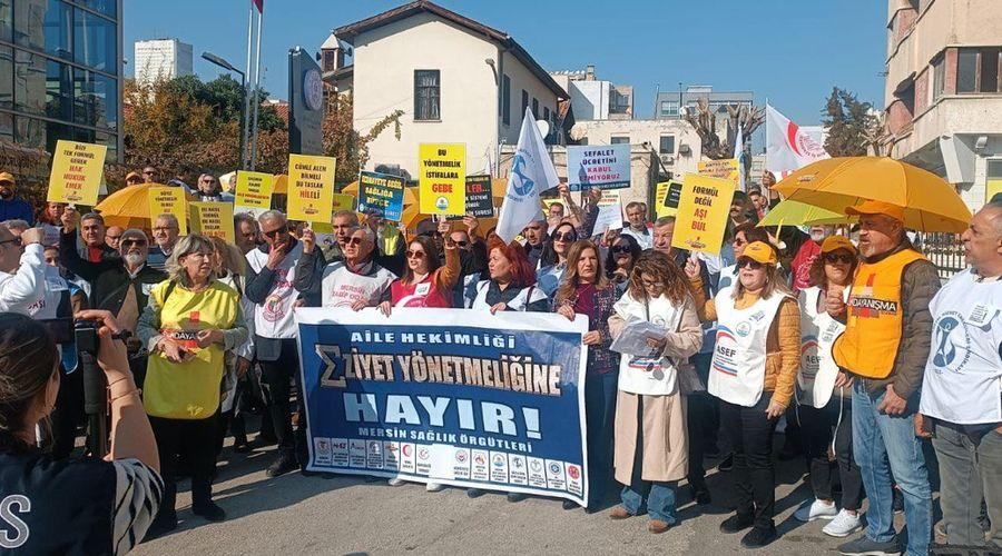 Mersin’de aile hekimliği çalışanlarından 5 günlük iş bırakma eylemi