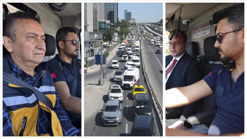 İstanbul'da yeni uygulama... Sürücülere radyo frekansı üzerinden uyarı yapılacak: Lütfen ambulansa yol verin