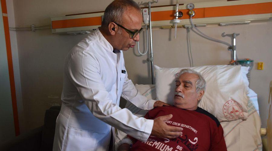 Kalp pili iki kez iltihaplanan hasta, üçüncü operasyonla hayata tutundu