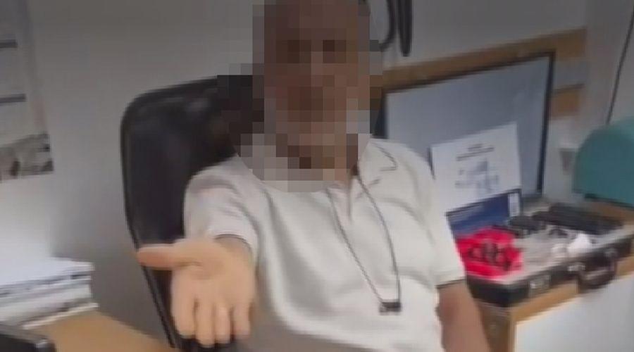 'Doktor kıyafetini beğenmediği hastayı muayene etmedi' iddiasına soruşturma