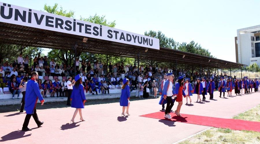 KKÜ Tıp Fakültesinden 152 öğrenci mezun oldu