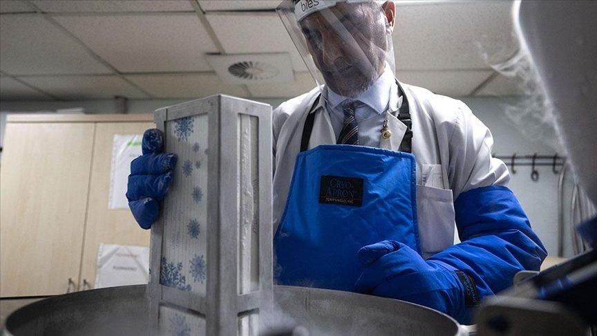 İki yakayı birleştiren kök hücre nakli minik hastaya can verdi