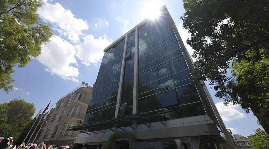 Koru Sağlık Grubu üçüncü hastanesini Kavaklıdere'de açtı: 62 ülkeden hastaya, bütüncül ve yüksek teknolojili hizmet