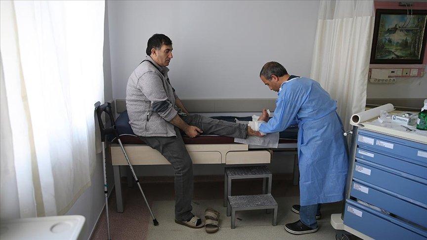 Ayağındaki 10 yıllık yara Kronik Yara Bakım Merkezinde iyileşti