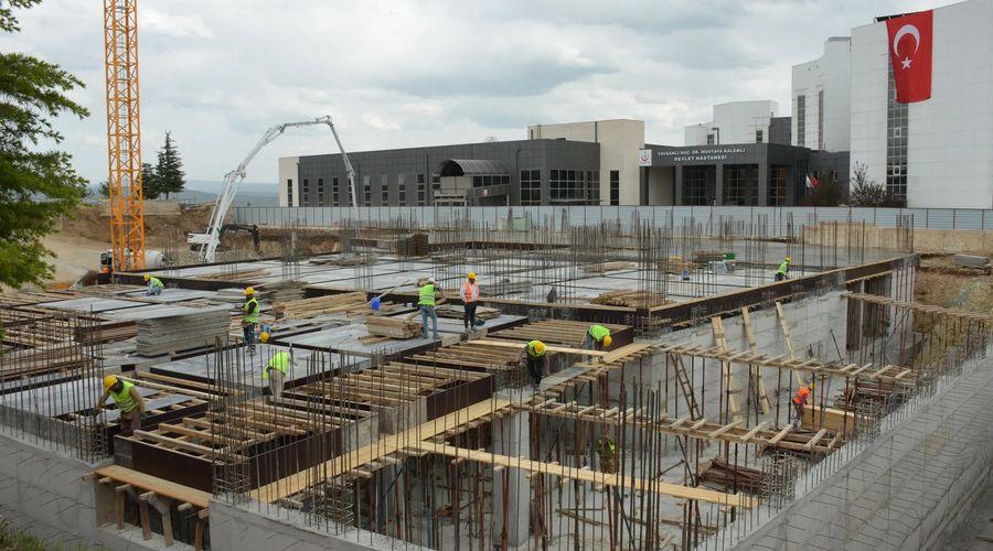 Kütahya'da devlet hastanesi ek binasının temeli atıldı
