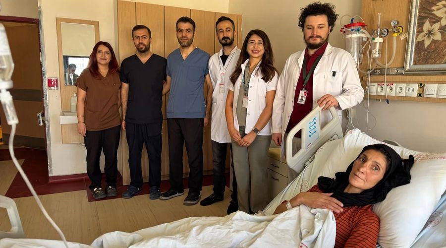 Bronşektazi tanısı konulan kadın ameliyatla sağlığına kavuştu
