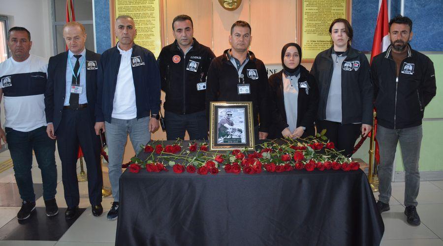 Mide kanserinden ölen güvenlik görevlisi için görev yaptığı hastanede anma