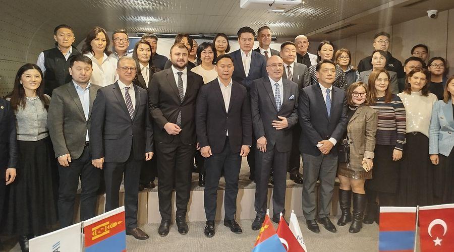 Moğolistan’daki doktorlar Türk hekimlerinden eğitim alacak